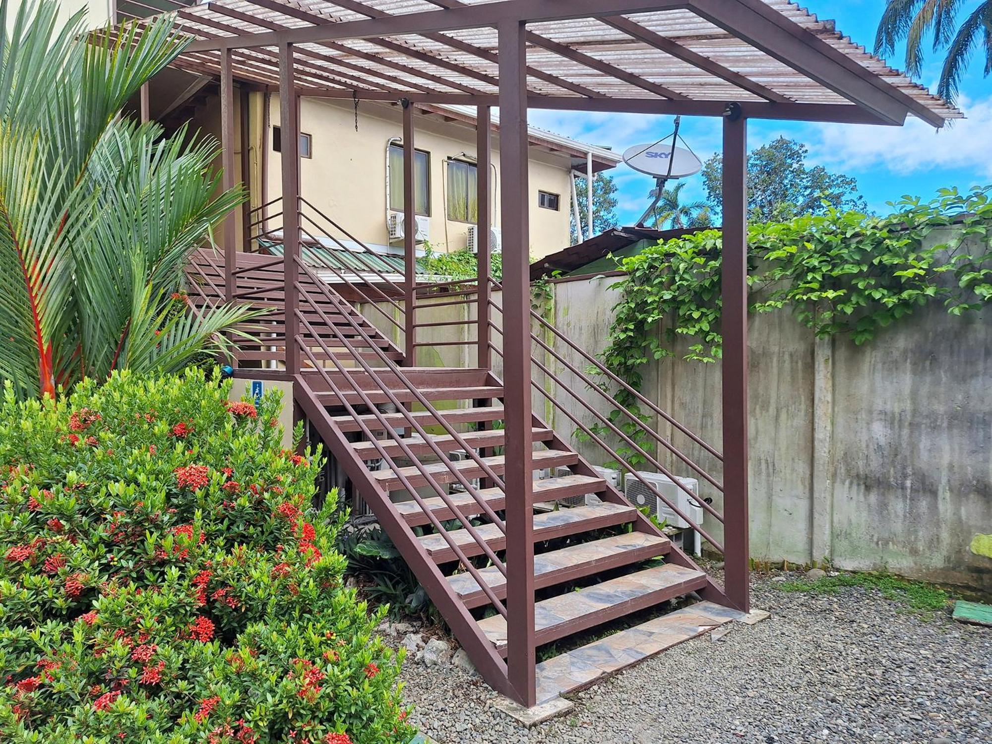 Infiniti Hotel Puerto Viejo de Talamanca المظهر الخارجي الصورة