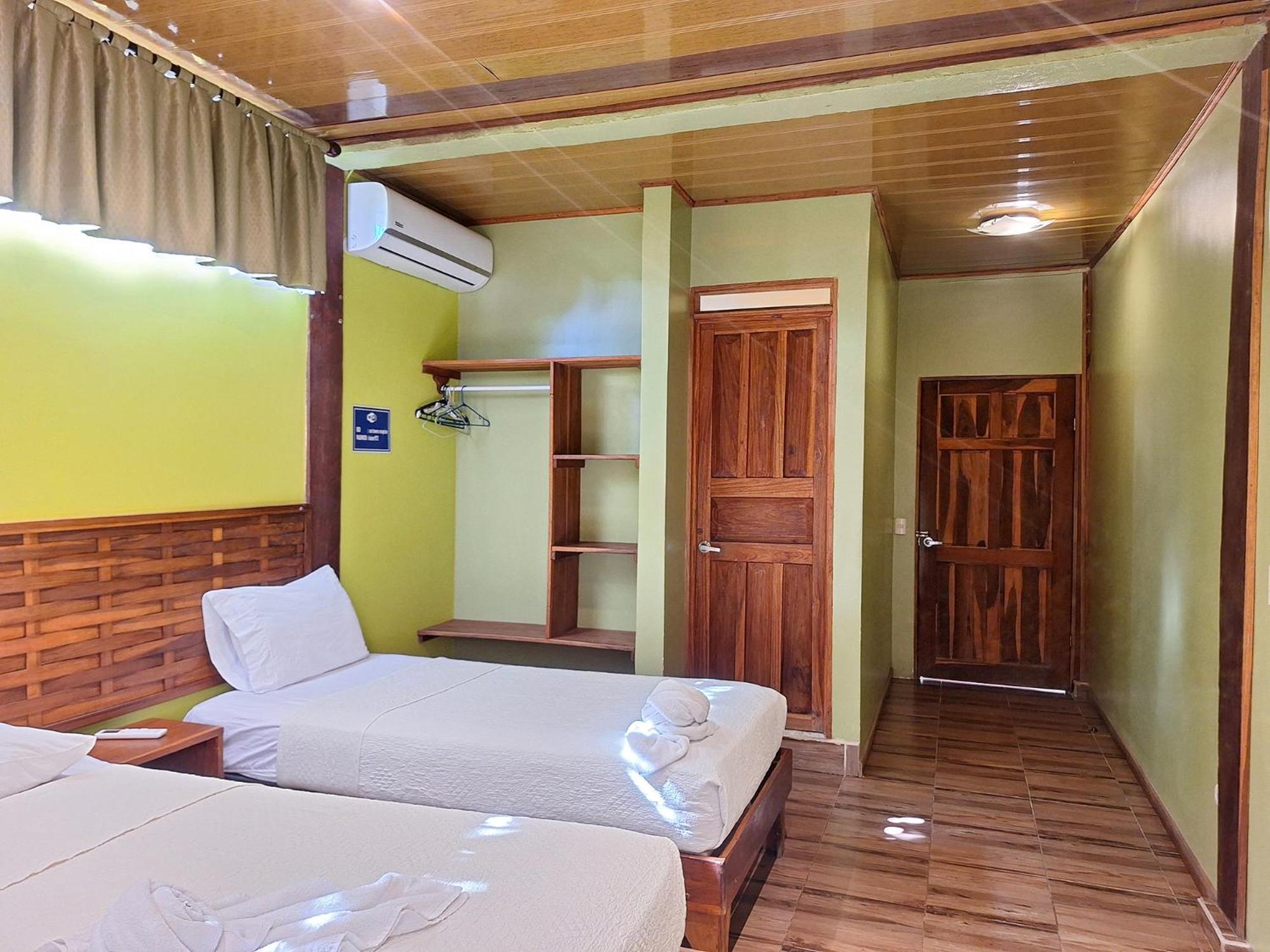 Infiniti Hotel Puerto Viejo de Talamanca المظهر الخارجي الصورة