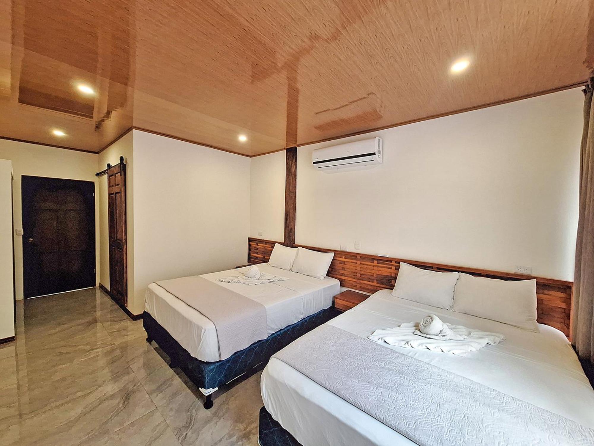 Infiniti Hotel Puerto Viejo de Talamanca المظهر الخارجي الصورة