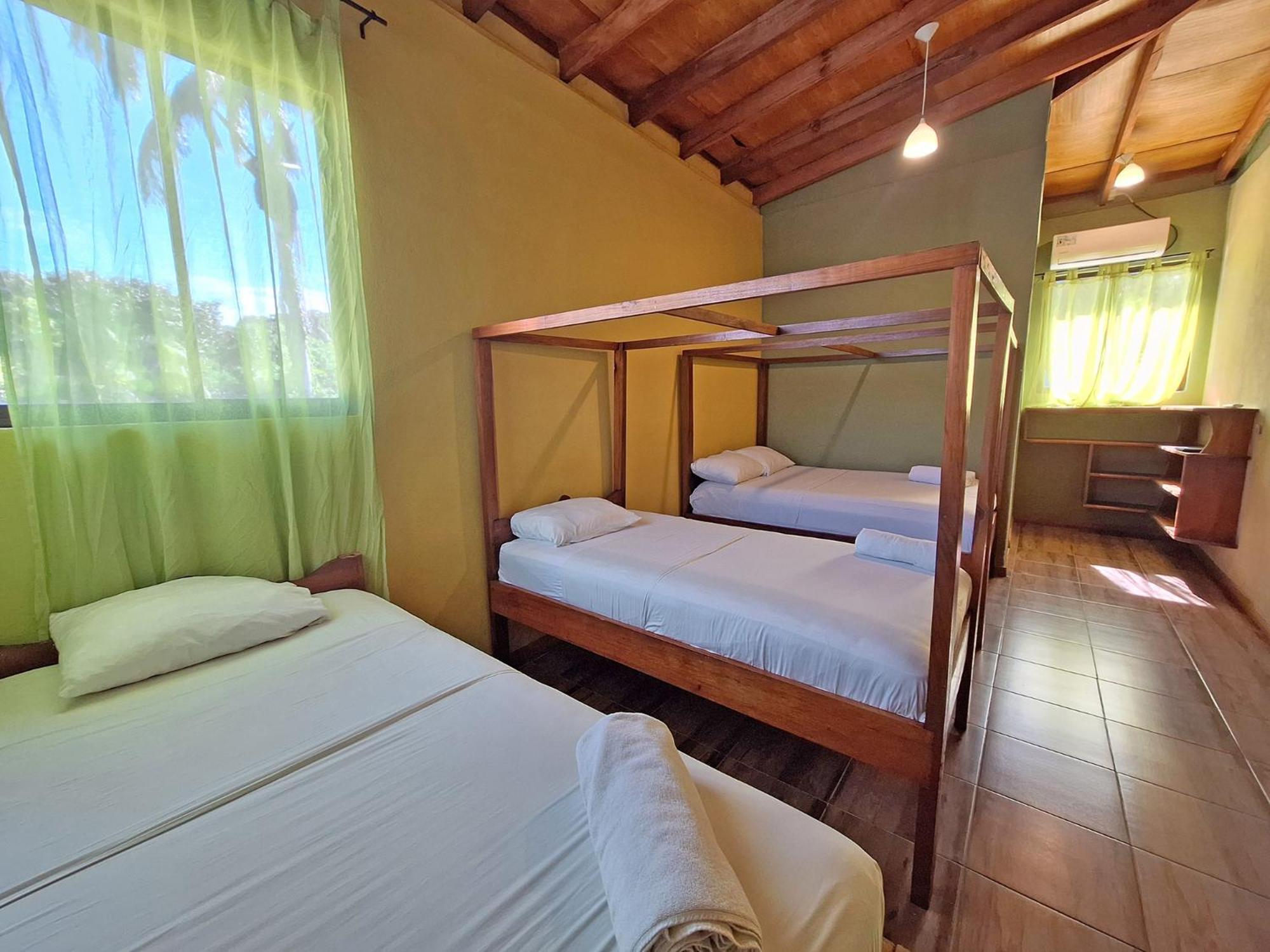 Infiniti Hotel Puerto Viejo de Talamanca المظهر الخارجي الصورة